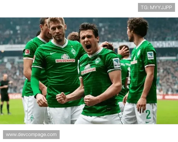 德国队锋线新组合引领赛场风云 德国队锋线新组合引领赛场风云